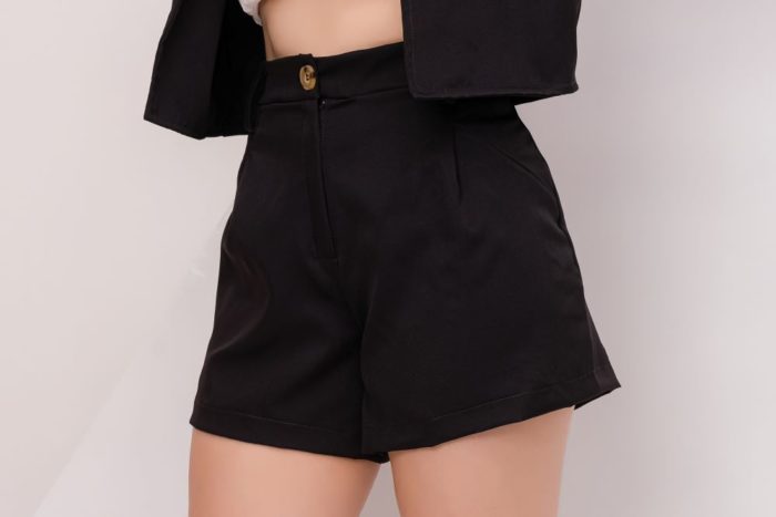 Short Nataly Preto